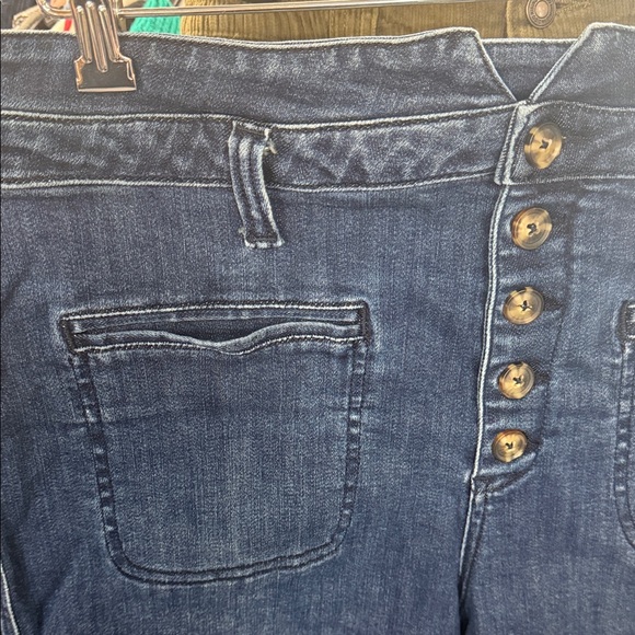 Anthropologie Women's Dark Blue Jean Shorts size 32 - Picture 2 of 8